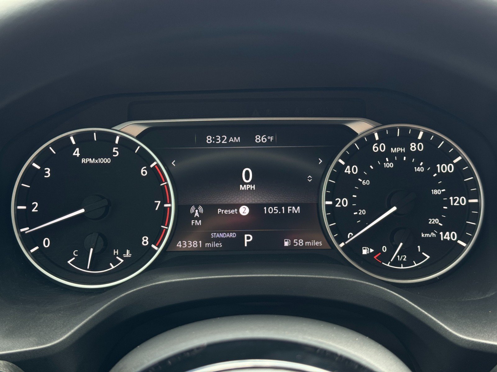 Used 2022 Nissan Rogue SV FWD image 17