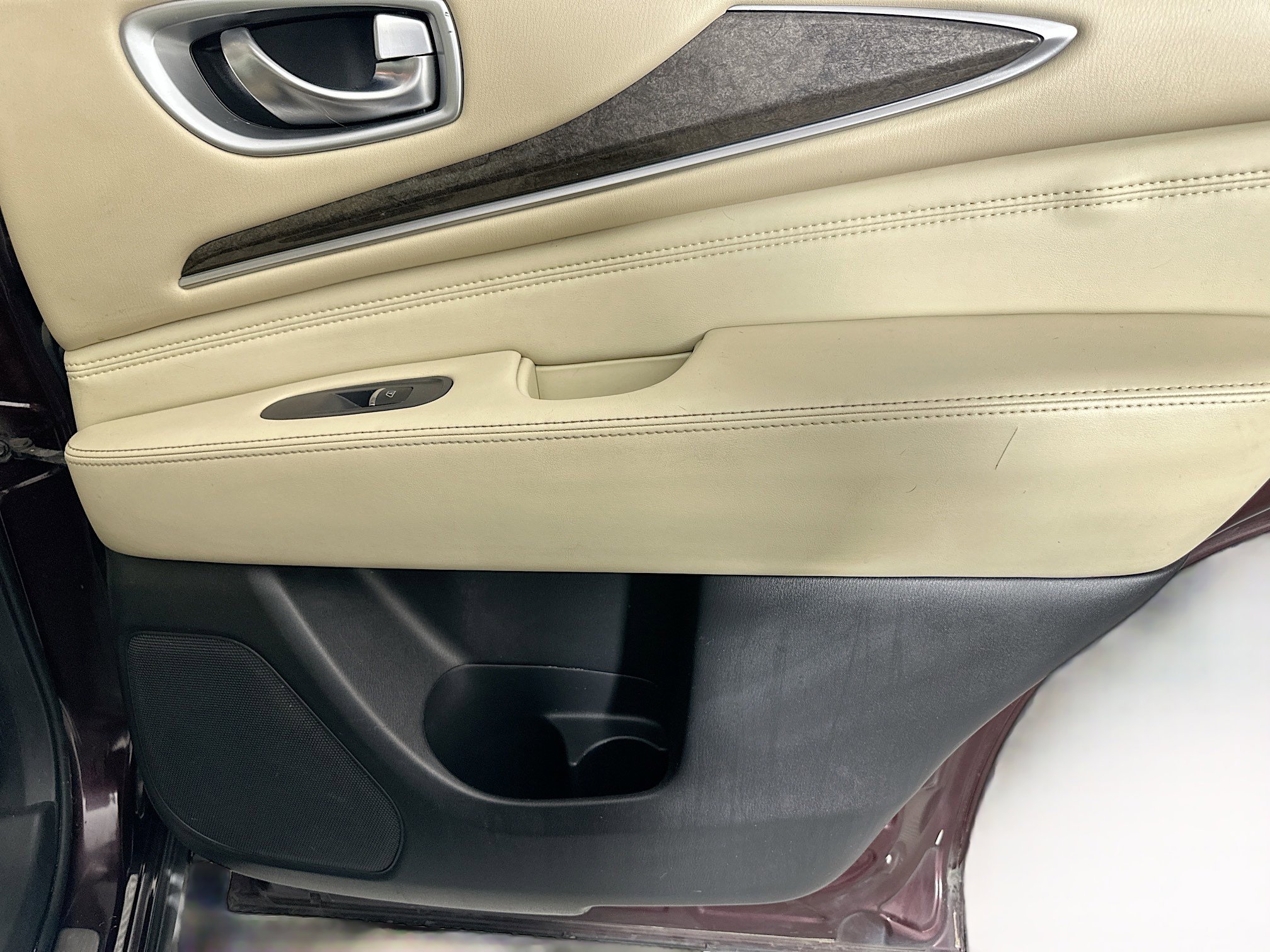 Used 2015 INFINITI QX60 FWD w/ Premium Plus Package image 32