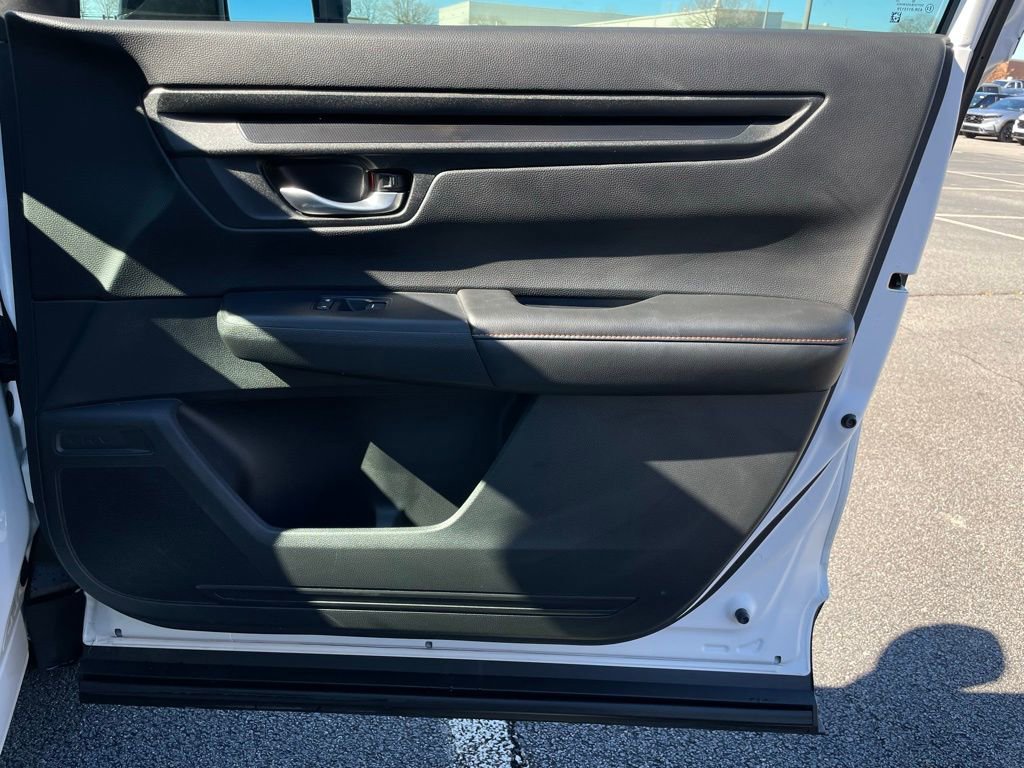 Certified 2025 Honda CR-V Sport-L image 30