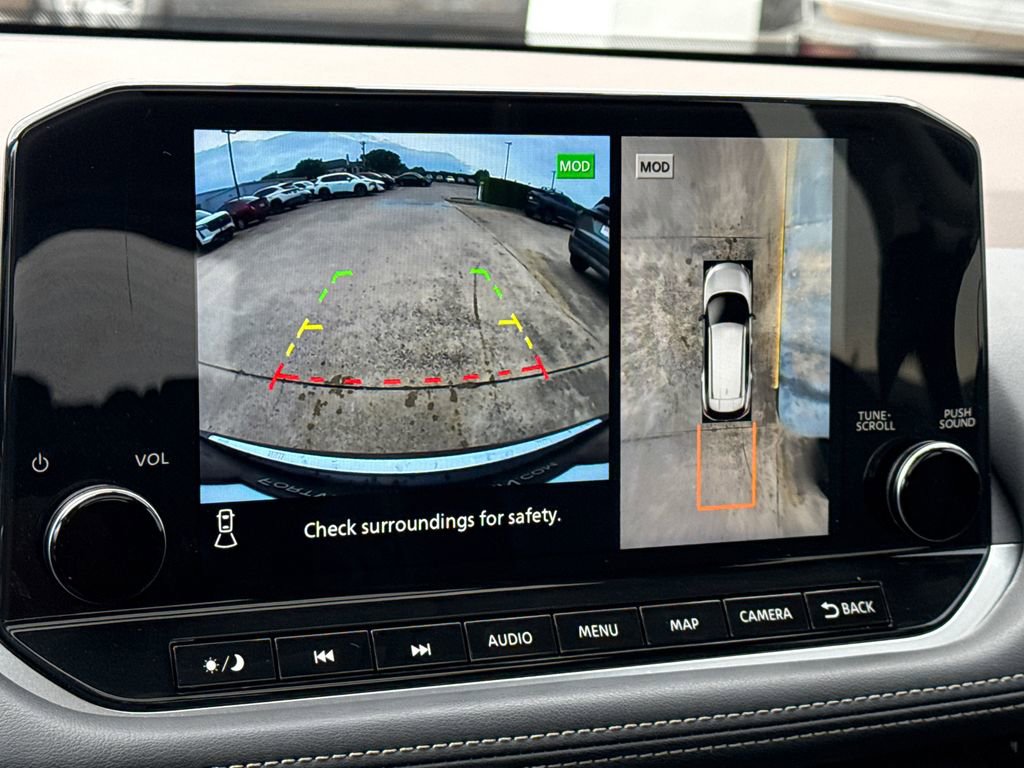 Used 2023 Nissan Rogue SL w/ SL Premium Package image 24