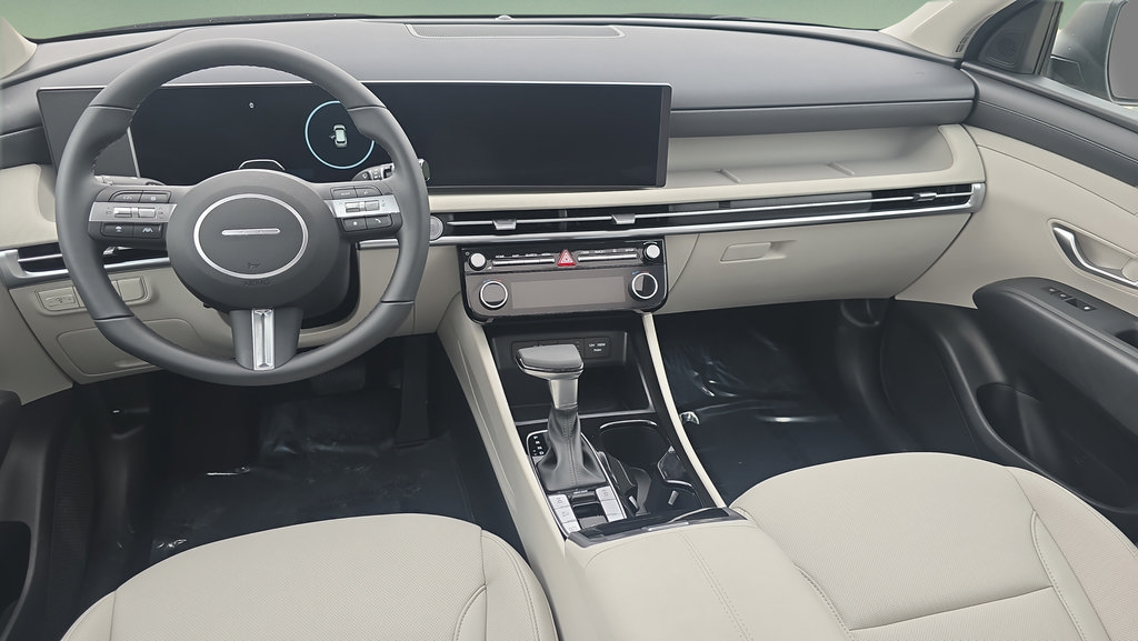 New 2026 Hyundai Tucson SEL AWD/4WD image 18