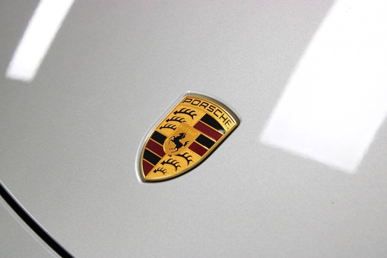 Used 2017 Porsche 911 Carrera image 10