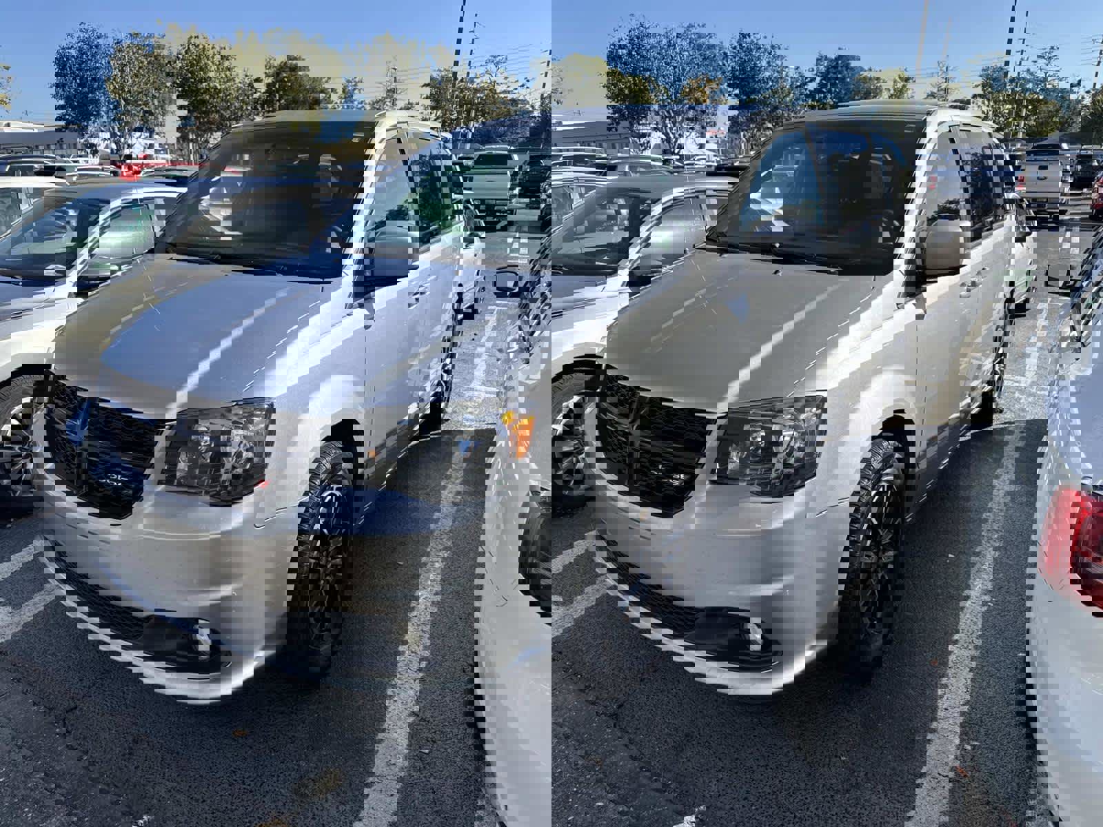 Used 2018 Dodge Grand Caravan SE