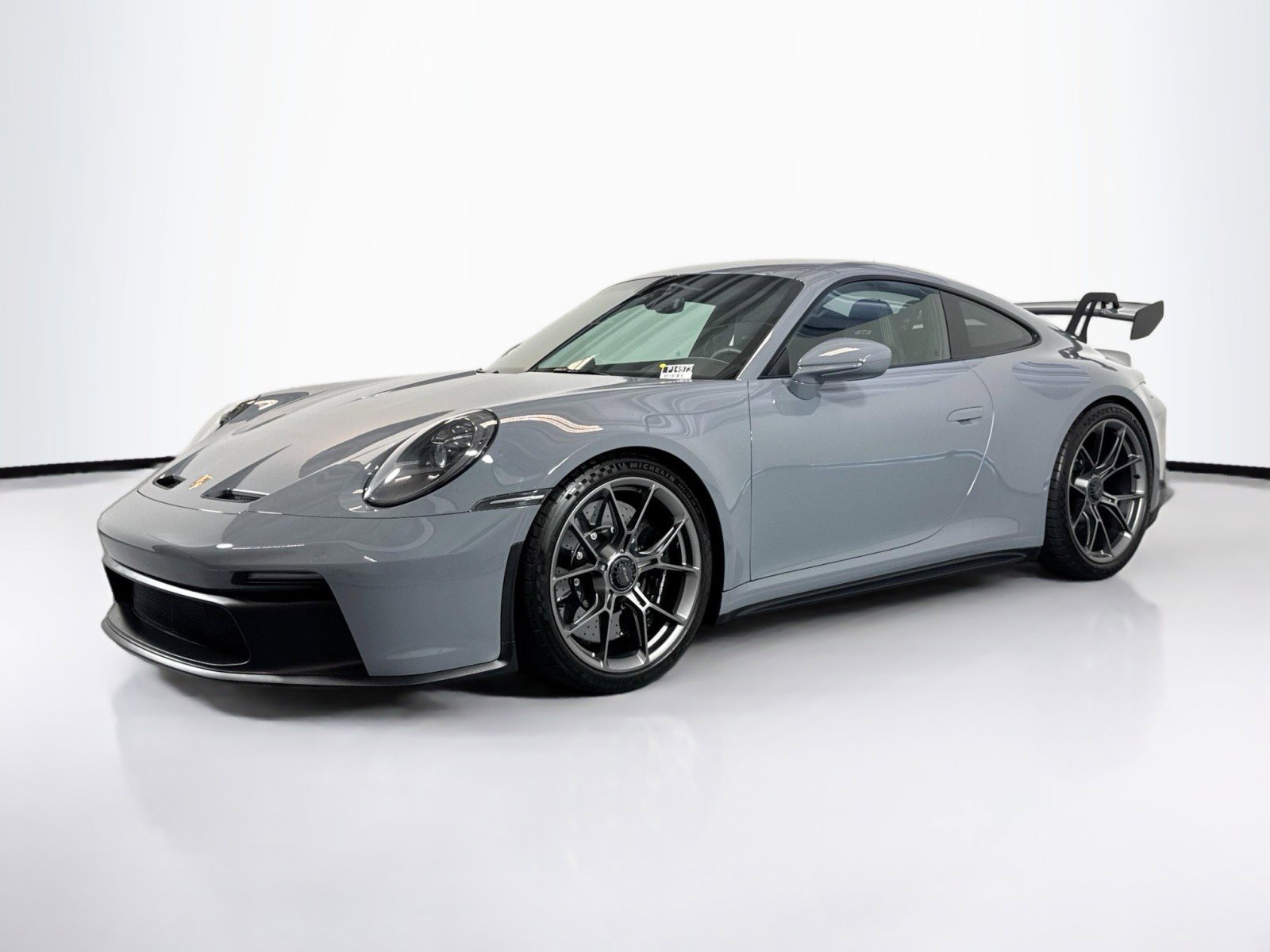 Certified 2024 Porsche 911 GT3 RWD image 1