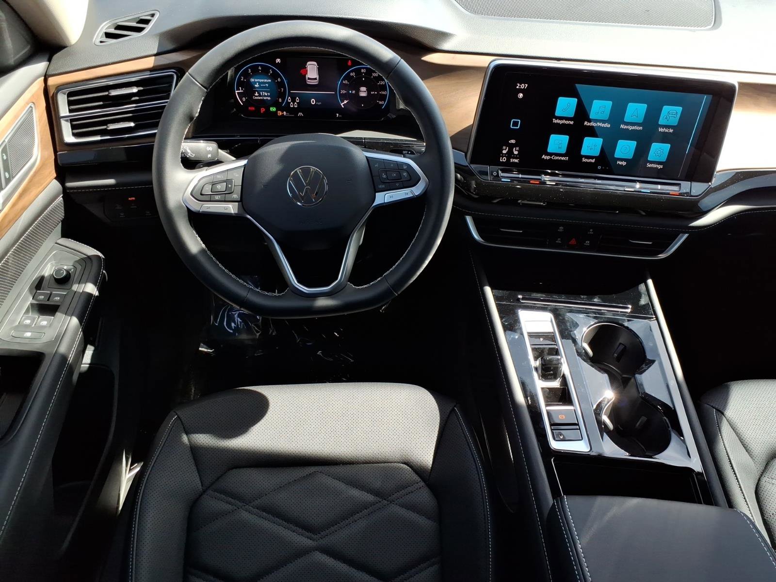 New 2026 Volkswagen Atlas SE image 16