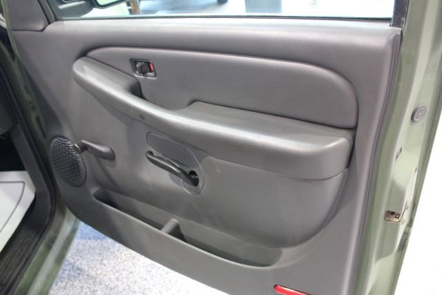 Used 2006 Chevrolet Silverado 2500 W/T w/ Heavy-Duty Power Package image 22