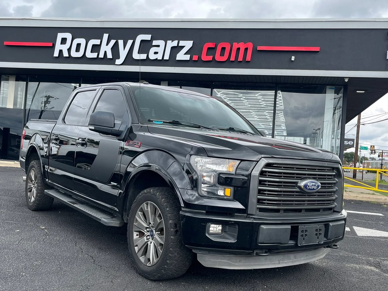 Used 2017 Ford F150 XLT w/ Equipment Group 302A Luxury