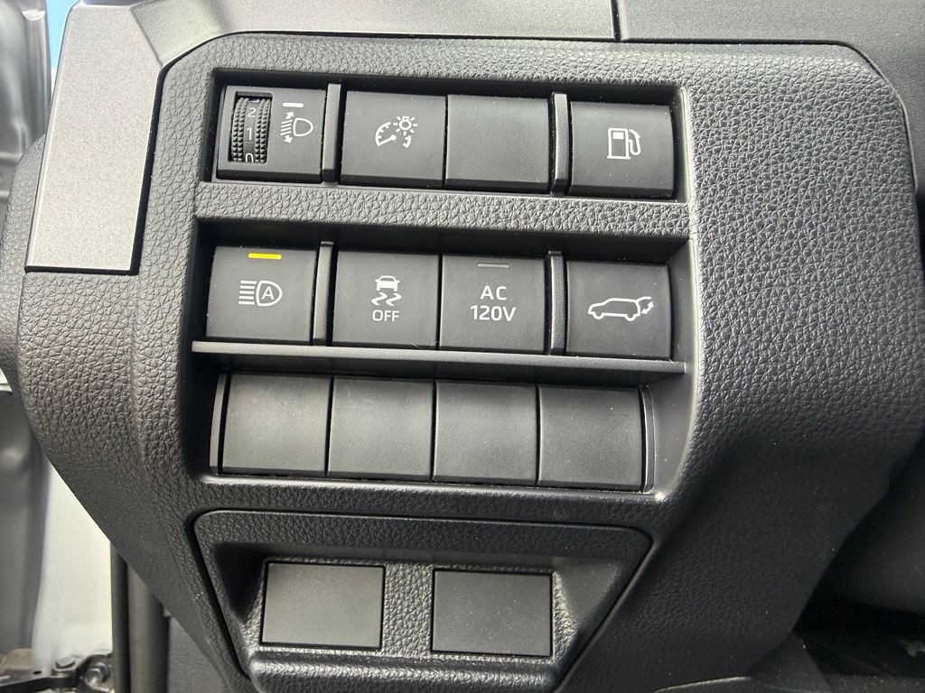 Used 2025 Toyota 4Runner TRD Off-Road Premium AWD/4WD image 17