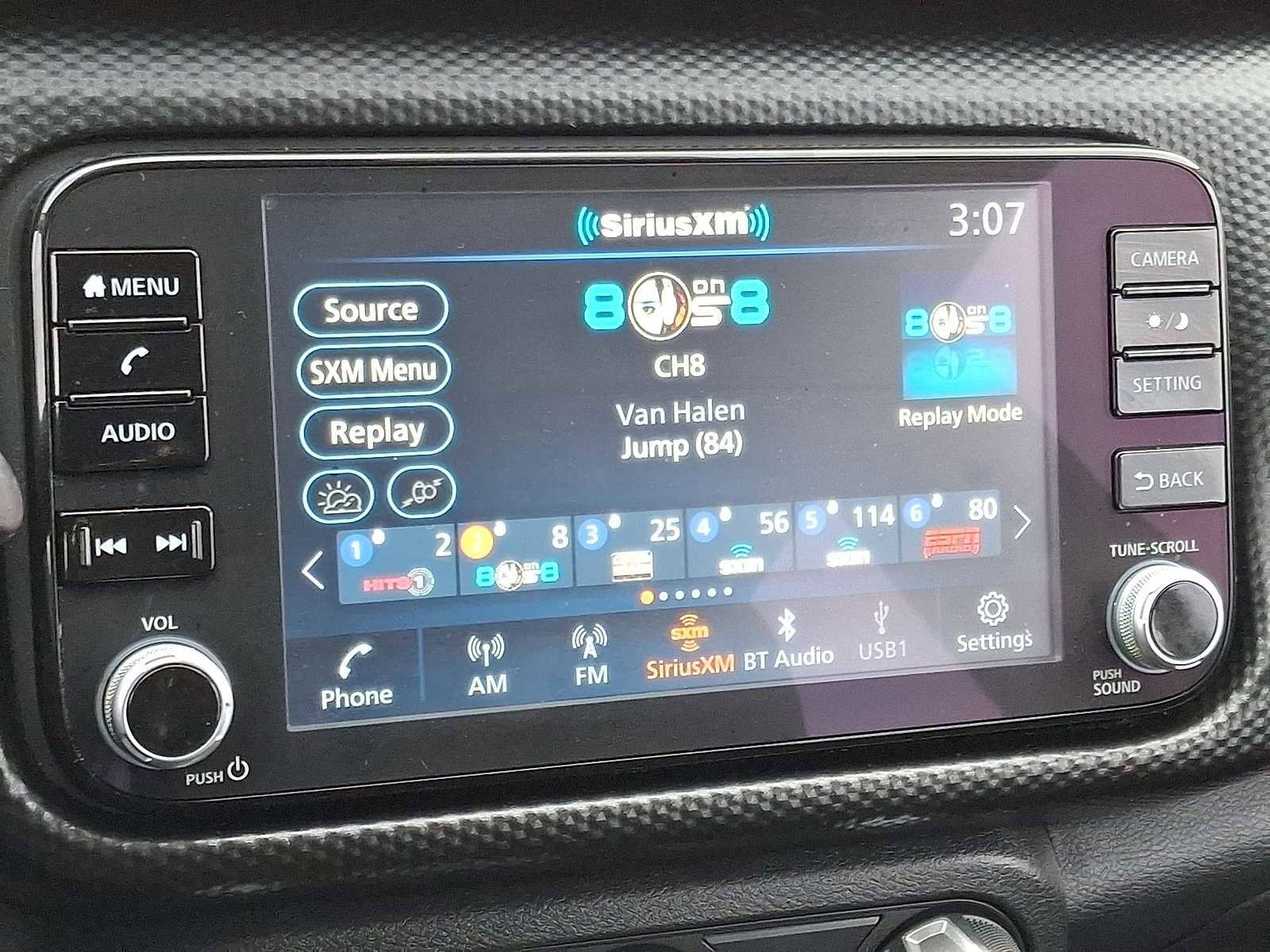 Used 2024 Nissan Kicks SV image 16