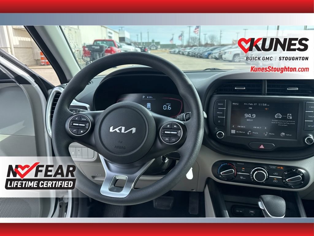 Used 2025 Kia Soul LX image 39