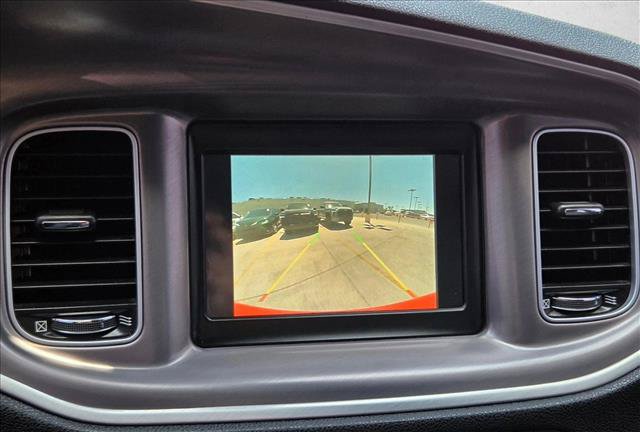 Used 2022 Dodge Charger SXT RWD image 12