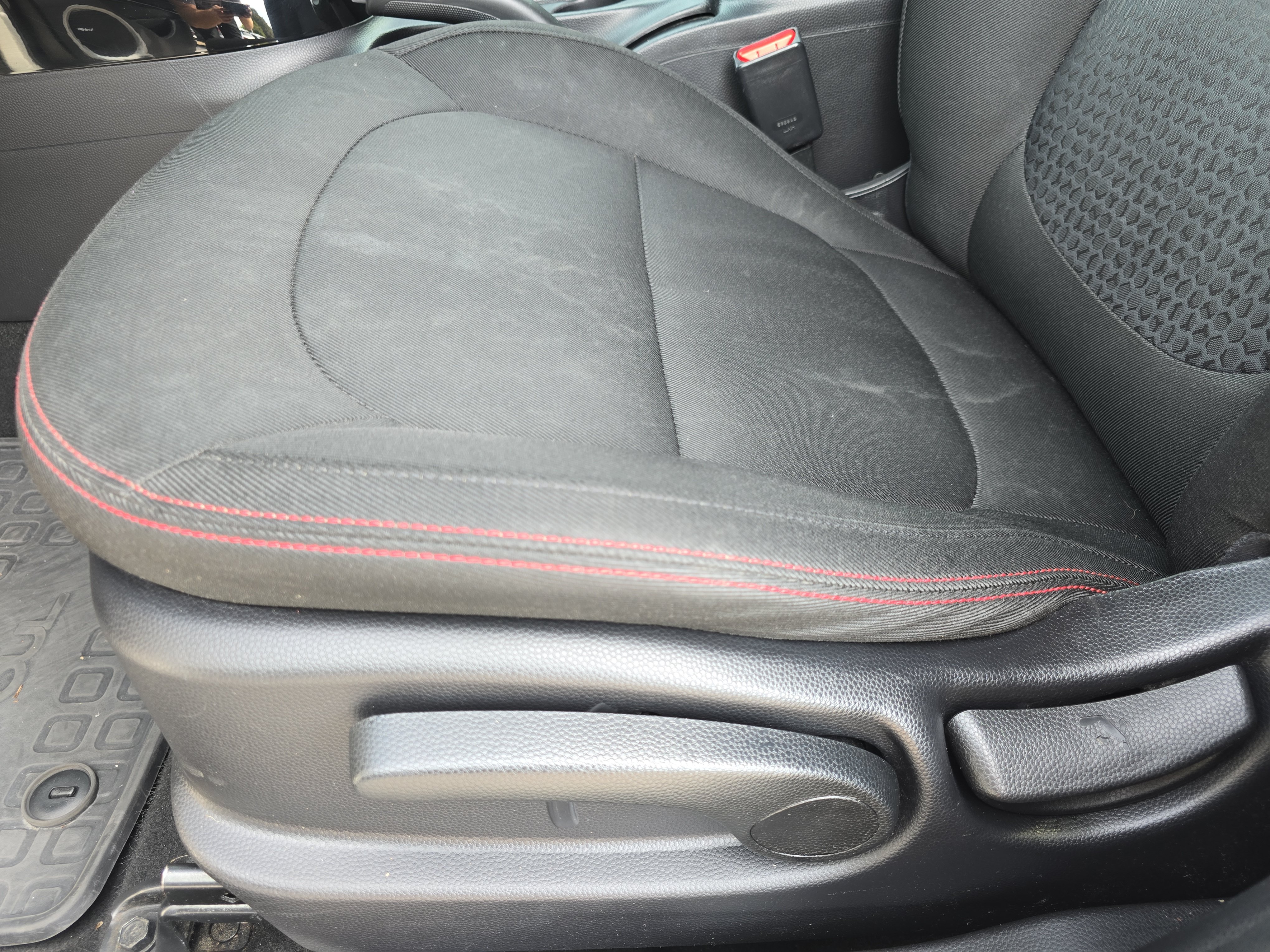 Used 2014 Kia Soul + FWD image 29