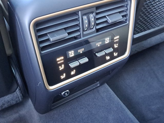 Certified 2024 Porsche Cayenne S image 18