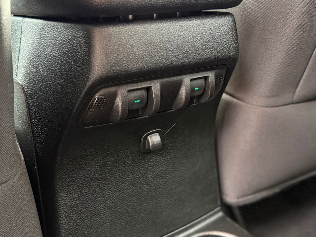 Used 2018 Jeep Wrangler Unlimited Sport w/ Power Convenience Group image 7