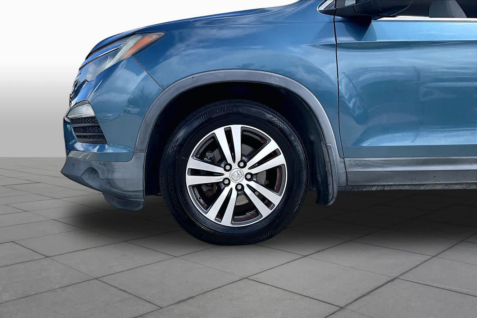 Used 2016 Honda Pilot EX image 11