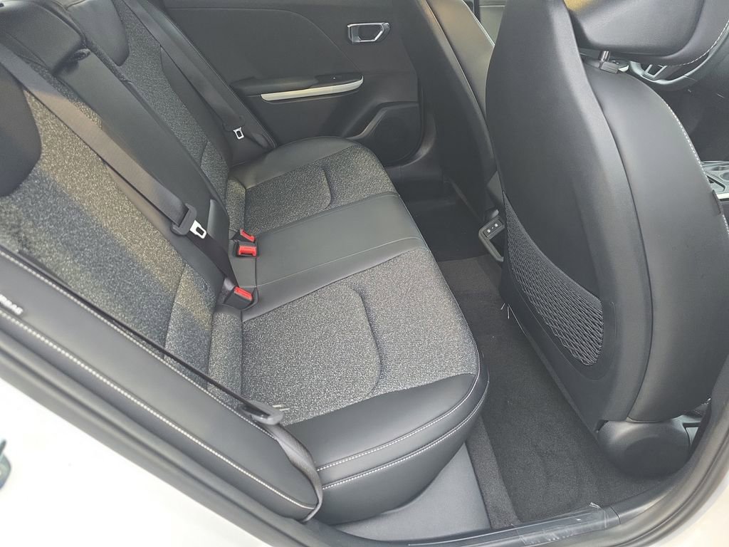 New 2025 Kia K4 GT-Line image 20