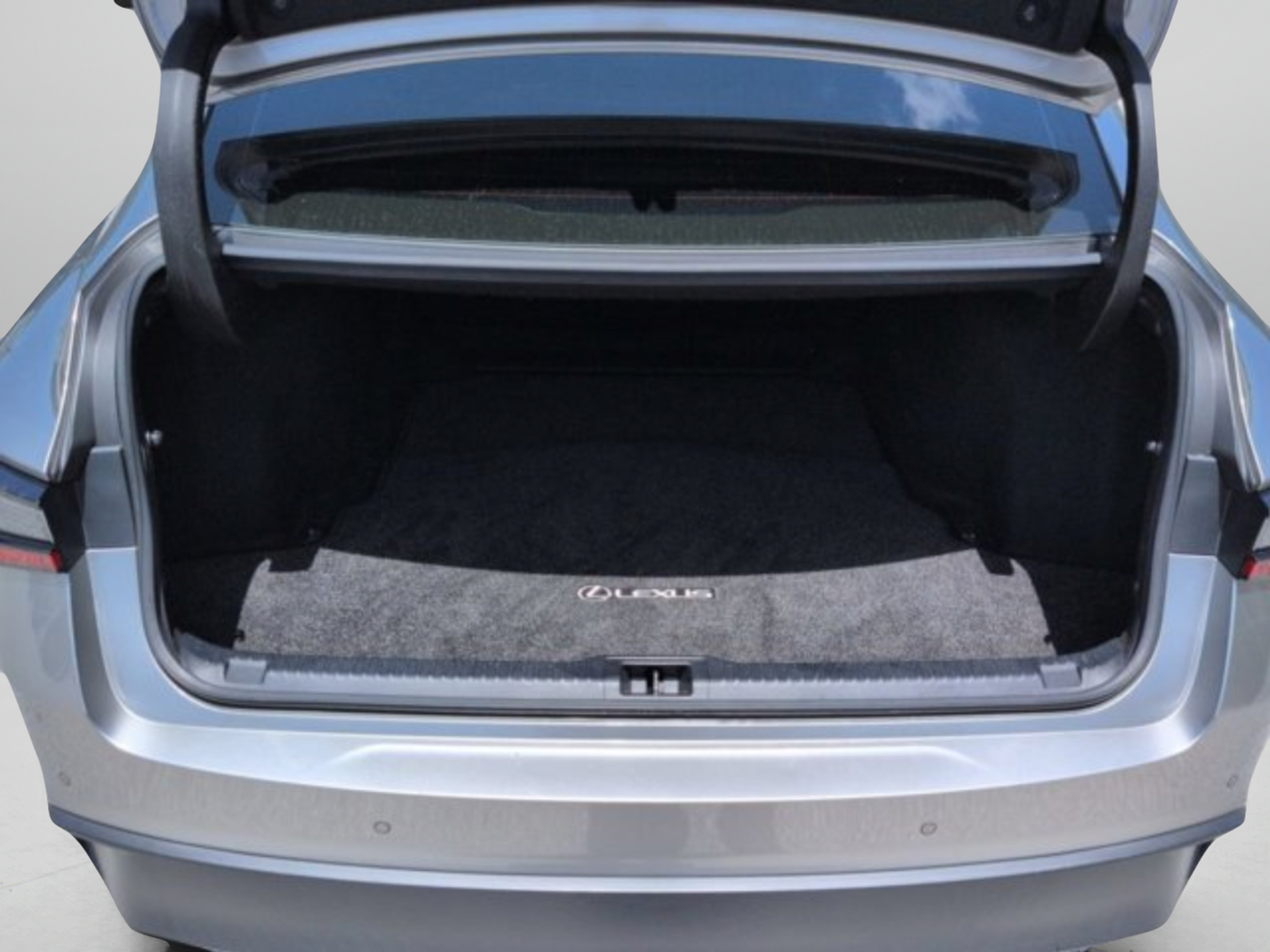 Used 2023 Lexus IS 300 w/ Premium Package RWD image 14