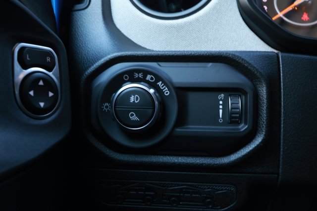 New 2026 Jeep Gladiator Sport image 15