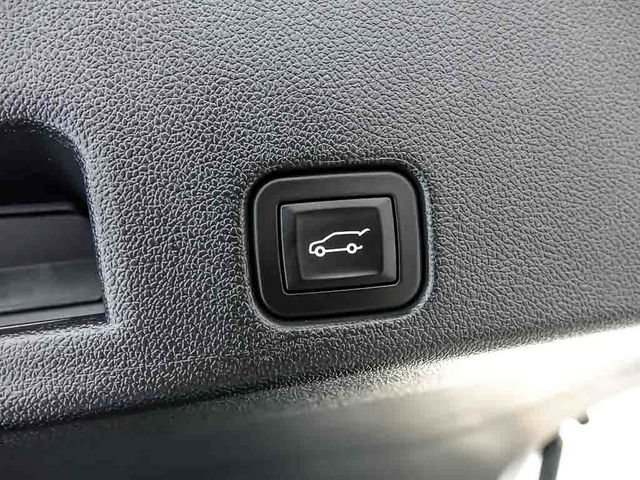 Certified 2024 Chevrolet Traverse RS w/ LPO, Floor Liner Package AWD/4WD image 35