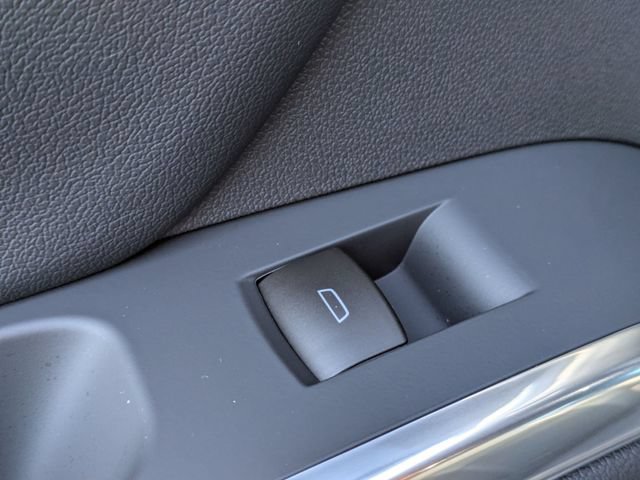 New 2026 Chevrolet Traverse LT w/ Midnight/Sport Edition FWD image 27