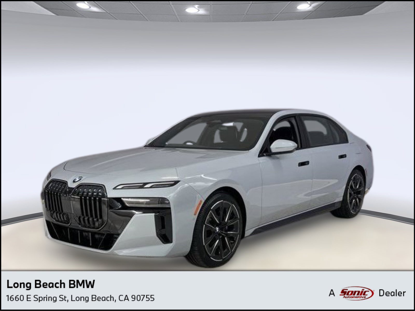 New 2025 BMW 760i xDrive w/ Premium Package