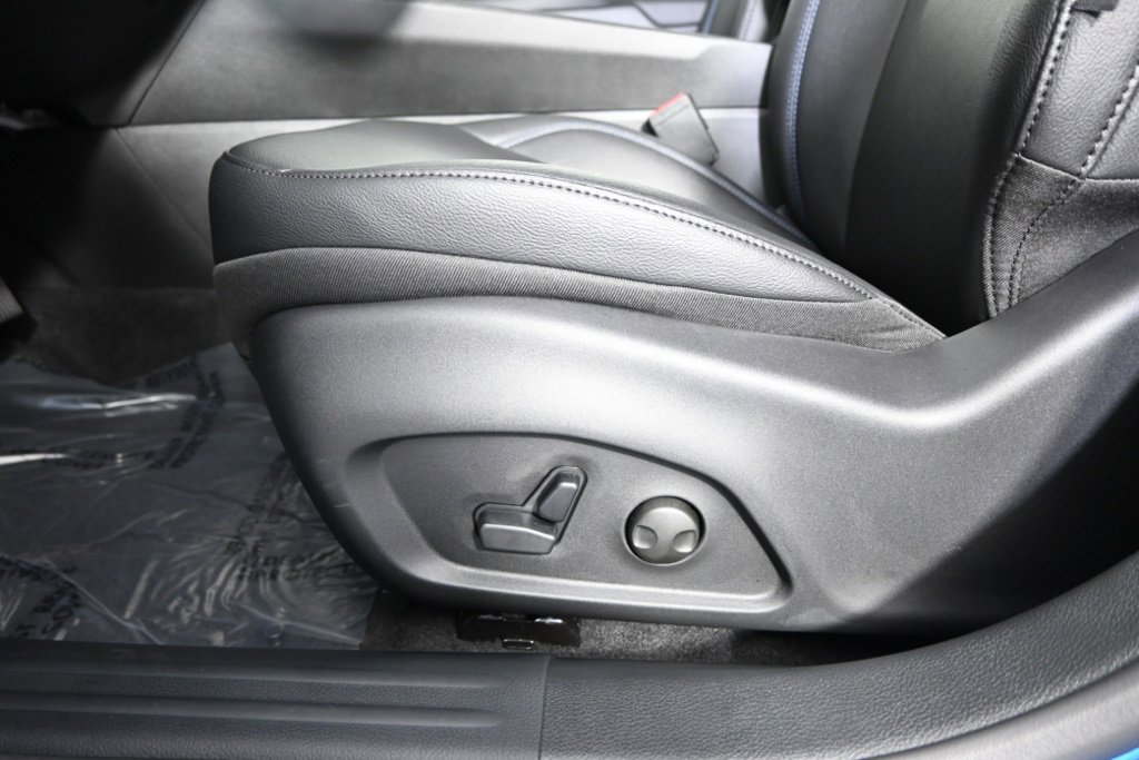 New 2026 Jeep Compass Limited image 21