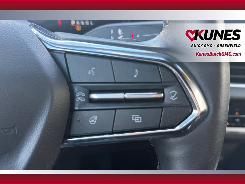 Used 2025 Chevrolet Equinox LT FWD image 17