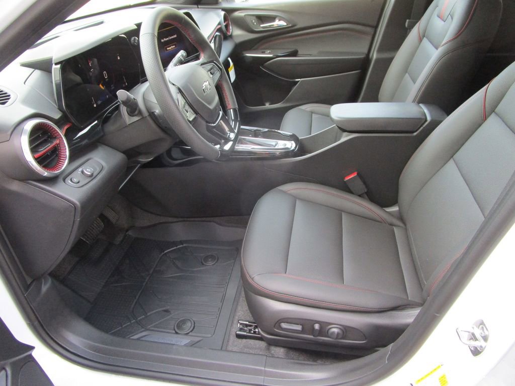 New 2026 Chevrolet Trax RS image 18