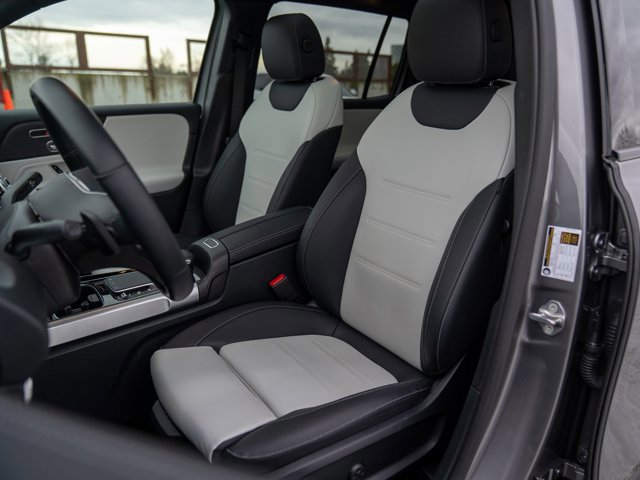 Certified 2023 Mercedes-Benz GLB 250 4MATIC image 24