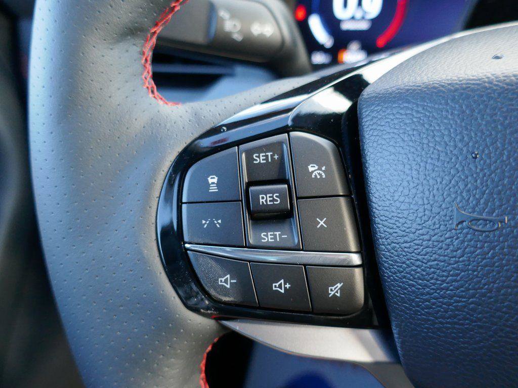 New 2026 Ford Explorer ST-Line w/ ST-Line Street Pack image 19