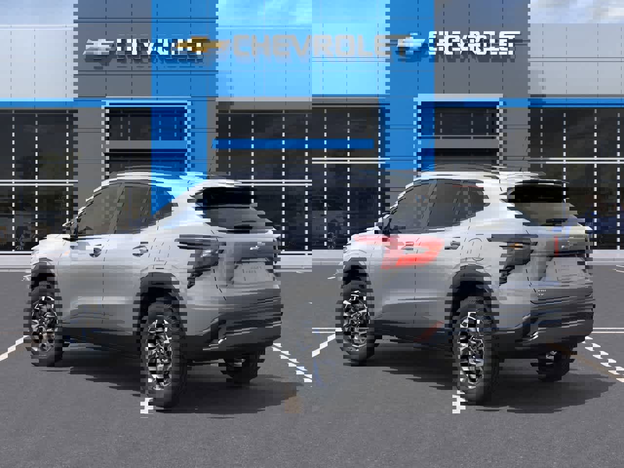 New 2026 Chevrolet Trax LT w/ LT Convenience Package FWD image 3