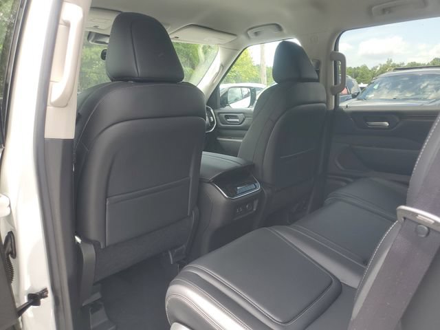 Certified 2025 Nissan Armada SV RWD image 9