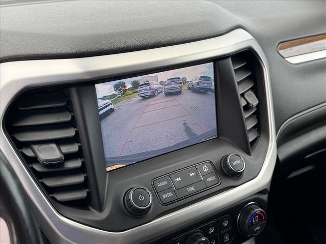 Used 2018 GMC Acadia SLE AWD/4WD image 25