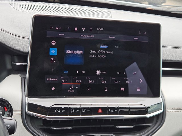 Used 2022 Jeep Compass Limited image 12