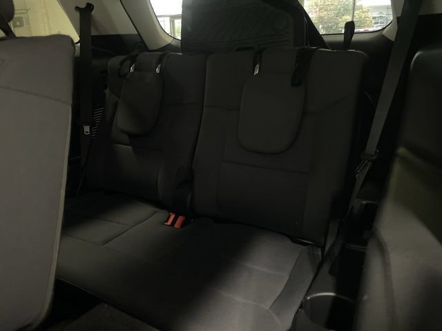 Used 2025 Ford Explorer Active AWD/4WD image 24