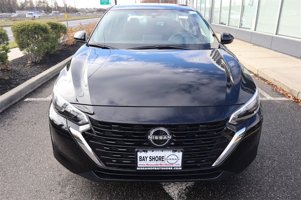 Certified 2025 Nissan Sentra SV w/ All-Weather Package image 5