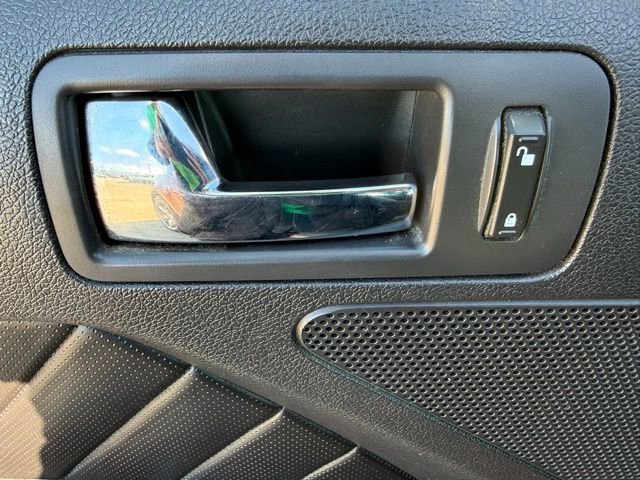 Used 2011 Ford Mustang GT Premium w/ Comfort Pkg image 27