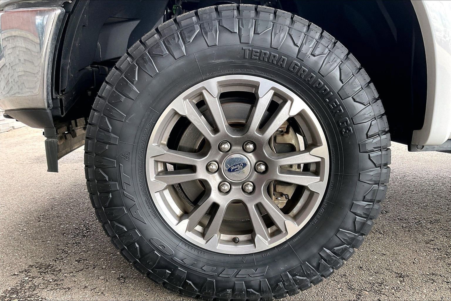 Used 2019 Ford F150 Lariat image 22