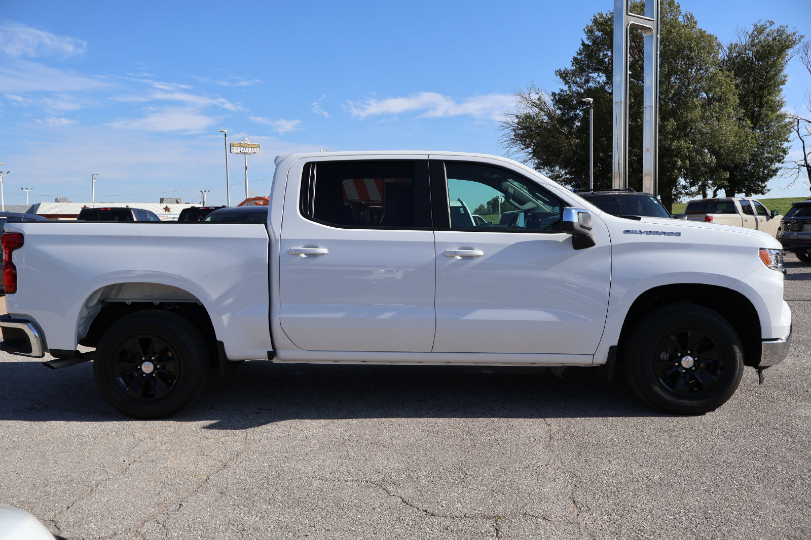Used 2026 Chevrolet Silverado 1500 LT RWD image 5
