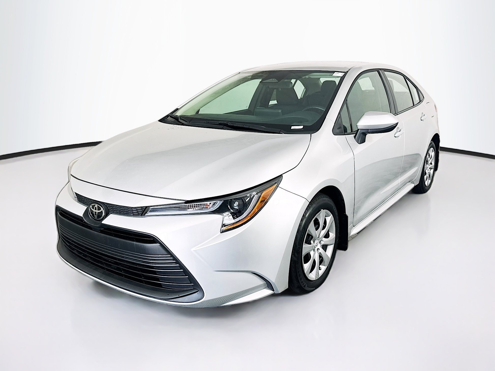 Used 2026 Toyota Corolla LE FWD image 7