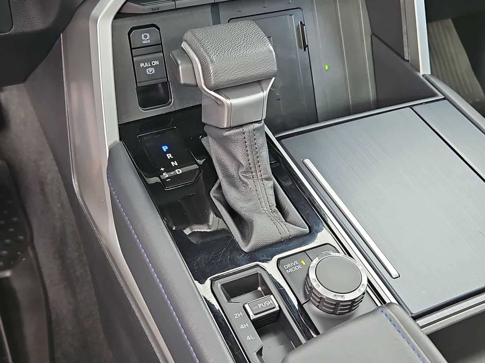 Used 2022 Toyota Tundra Platinum image 33