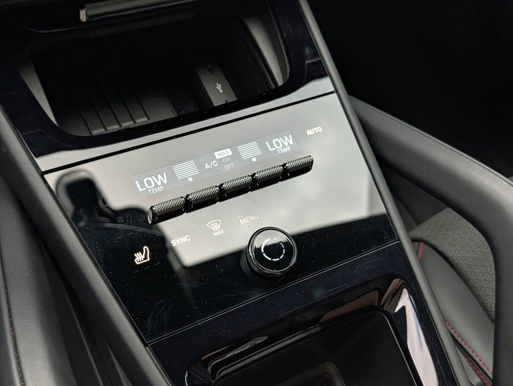 Certified 2025 Porsche Cayenne GTS image 24