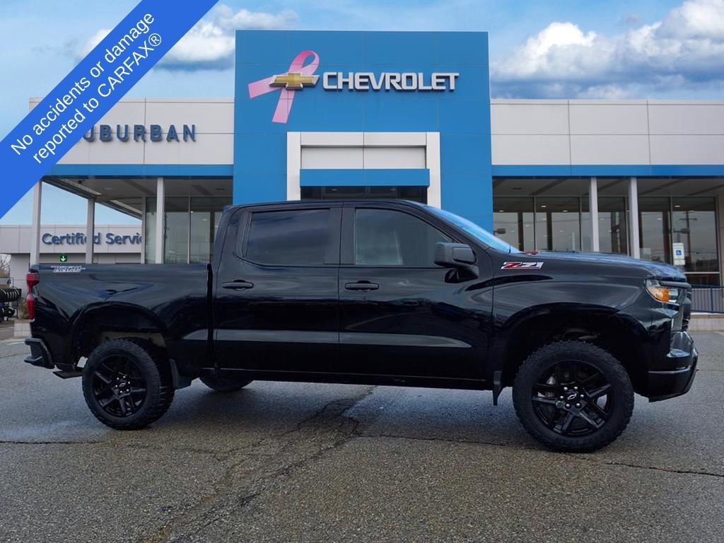 Used 2022 Chevrolet Silverado 1500 Custom Trail Boss w/ LPO, Dark Essentials Package image 4