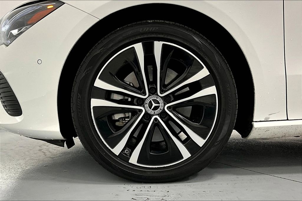Used 2024 Mercedes-Benz CLA 250 image 11