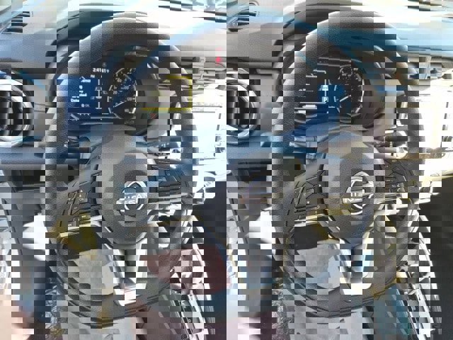 New 2025 Nissan Versa SV w/ Trunk Package image 17