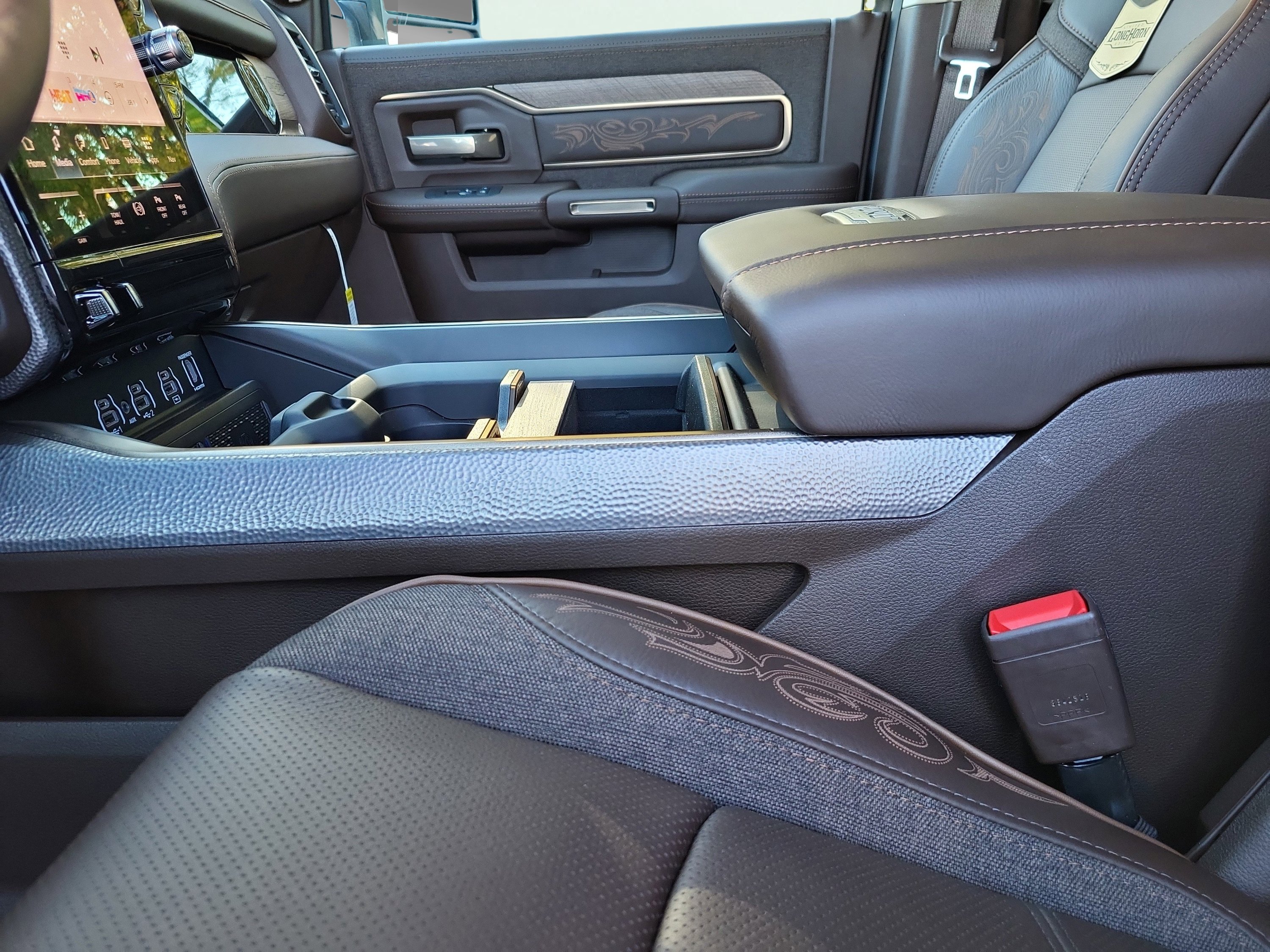 New 2026 RAM 2500 Limited image 22