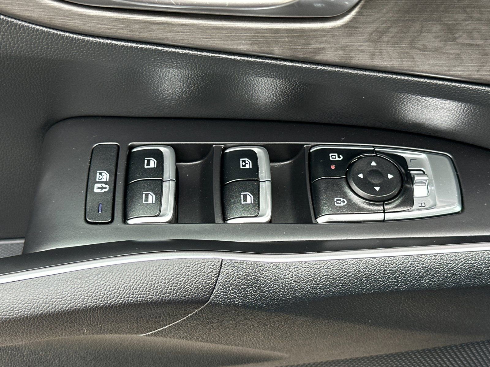 Certified 2025 Kia Sorento X-Line EX AWD/4WD image 14