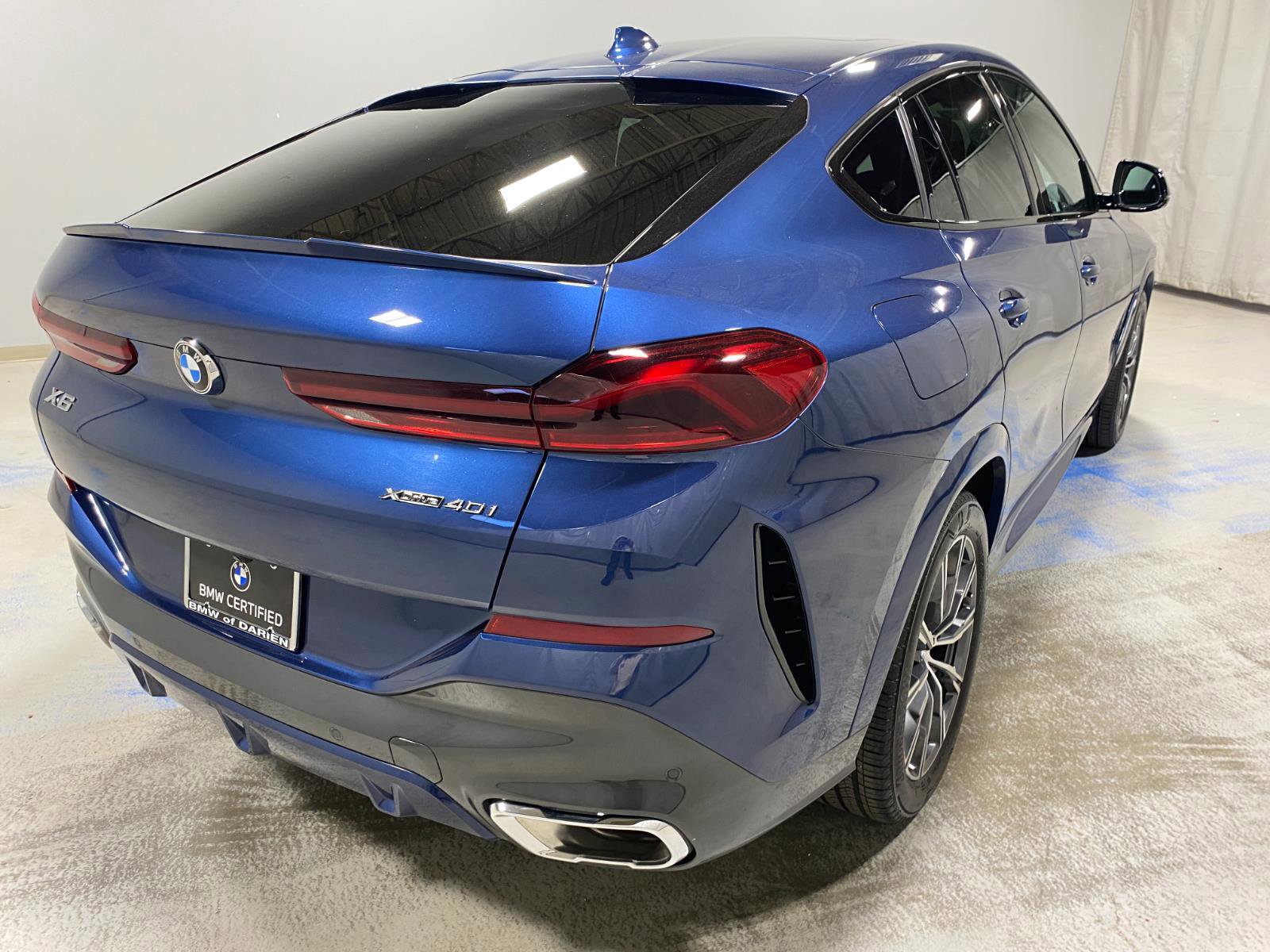 Certified 2023 BMW X6 xDrive40i w/ Executive Package image 9