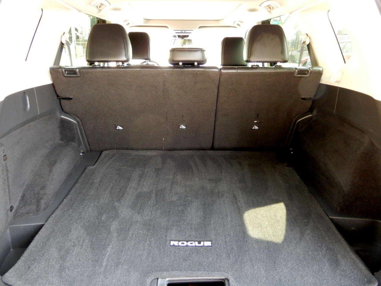 Used 2023 Nissan Rogue SV w/ SV Premium B Package image 15