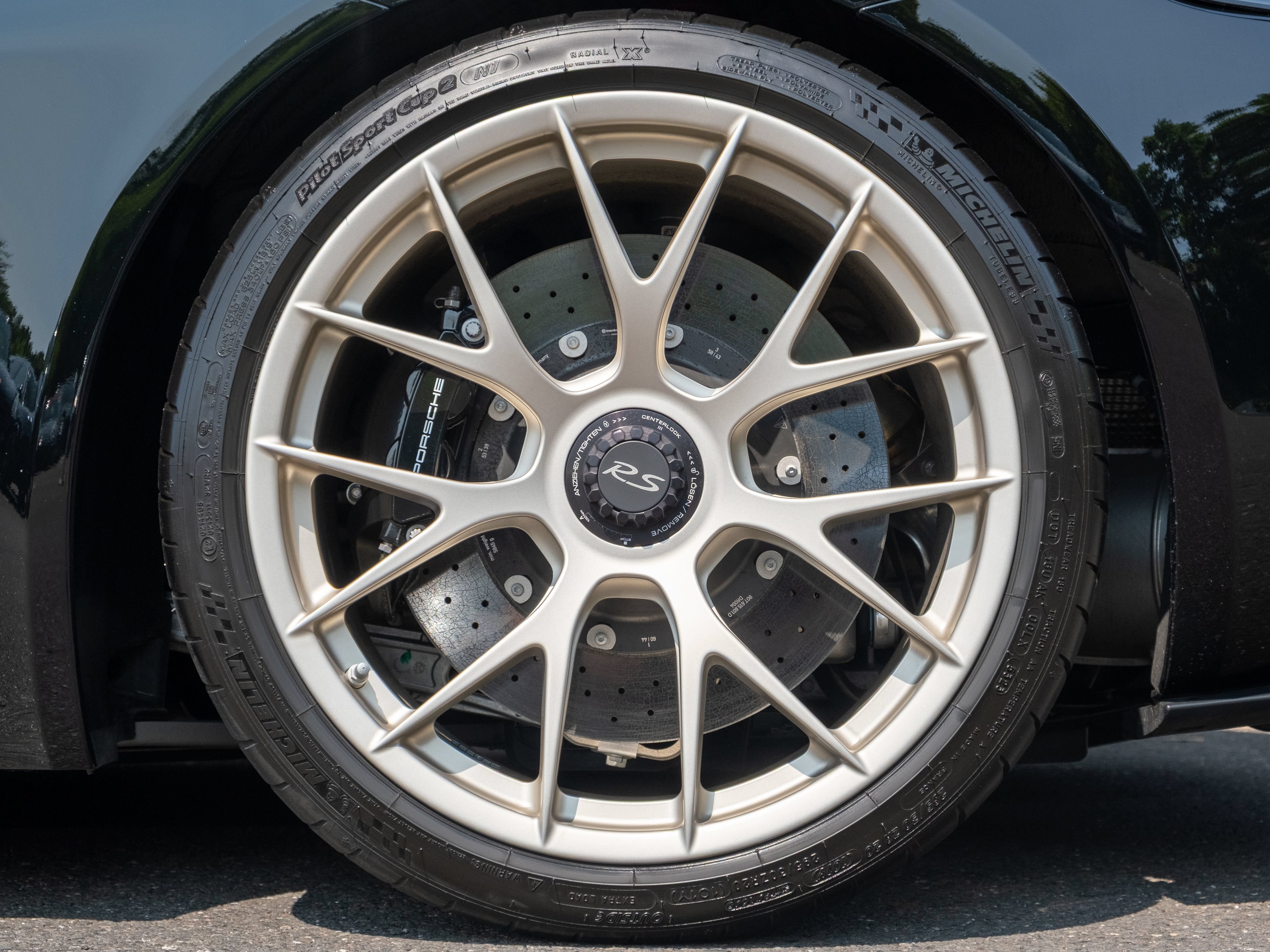 Certified 2024 Porsche 718 Cayman GT4 RS RWD image 13